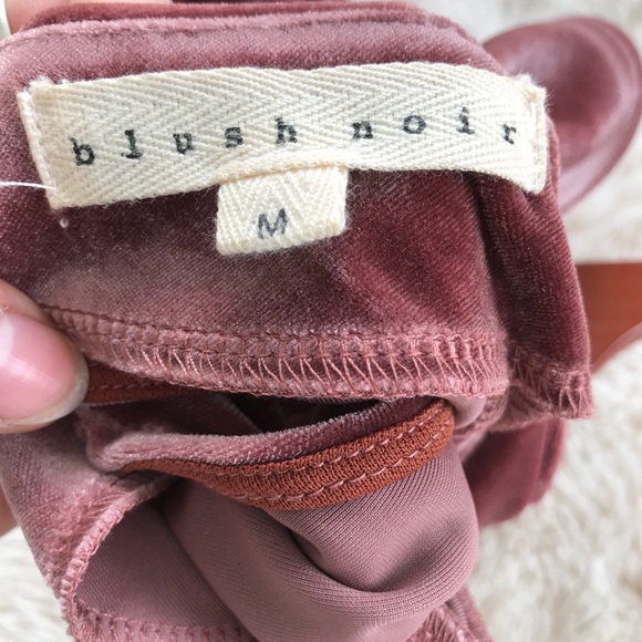 Blush Noir Crushed Velvet Dress - Picture 4 of 6